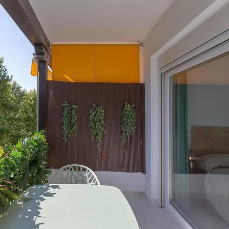 Acuarium Bonito Loft Con Piscina La Milla De Oro Apartment *